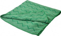 Rubbermaid - Dry Microfiber Wipes - 20" x 20" Sheet Size, Green - Exact Industrial Supply