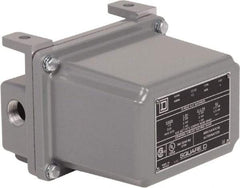 Square D - 4 NEMA Rated, DPST-DB, Float Switch Pressure and Level Switch - 575 VAC, Line-Load-Load-Line Terminal - Exact Industrial Supply