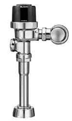 Sloan Valve Co. - 1-1/4" Spud Coupling, 3/4" Pipe, Urinal Automatic Flush Valve - Handle Opening, 3.5 Gal per Flush, Plastic Cover, Powered by 4 AA Batteries - Exact Industrial Supply