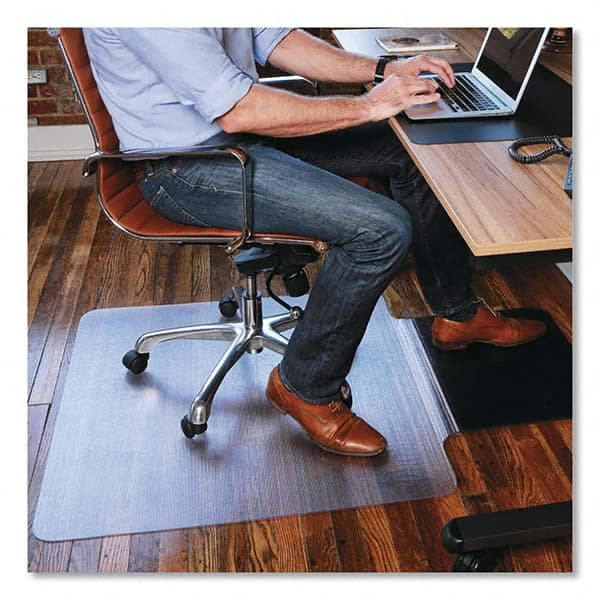 ES Robbins - Chair Mats Style: Straight Edge Shape: Rectangular - Exact Industrial Supply