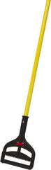 O-Cedar - 60" Standard Fiberglass Quick Connect Mop Handle - 1" Handle Diam, 1 to 5" Wet Mop Head Band, Use with Wet Mops - Exact Industrial Supply