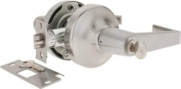 Yale - Grade 2 Entrance Lever Lockset - 2-3/4" Back Set, 6 Pin Para Keyway Cylinder, US26D/Satin Chrome Plated Finish - Exact Industrial Supply