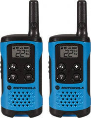Pack of (2), 16 Mile Range, 22 Channel, 0.5 & 1.5 Watt, Series Talkabout, Recreational Two Way Radios FRS/GMRS Band, 462.55 to 467.7125 Hz, AAA Battery, 18 hr Life, 6.38″ High x 5.51″ Wide x 1.97″ Deep, Low Battery Alerts