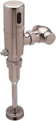 Zurn - 3/4" Spud Coupling, 1" Pipe, Urinal Automatic Flush Valve - Single Flush, 0.125 Gal per Flush, Chrome Cover, Powered by 4 AA Batteries - Exact Industrial Supply