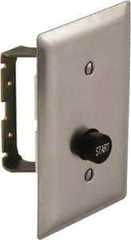 Schneider Electric - 1 Operator, Projecting Pushbutton Control Station - Start (Legend), Momentary Switch, NEMA 1 - Exact Industrial Supply