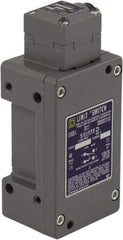 Square D - SPDT, NC/NO, 600 Volt Screw Terminal, Plunger Actuator, General Purpose Limit Switch - 1, 2, 4, 6, 12, 13, 6P NEMA Rating, IP67 IPR Rating - Exact Industrial Supply