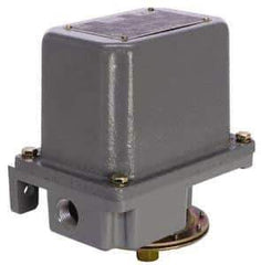 Square D - 7 and 9 NEMA Rated, SPDT, 0.2 to 10 psi, Electromechanical Pressure and Level Switch - Adjustable Pressure, 120 VAC at 6 Amp, 125 VDC at 0.22 Amp, 240 VAC at 3 Amp, 250 VDC at 0.27 Amp, 1/4 Inch Connector, Screw Terminal, For Use with 9012G - Exact Industrial Supply