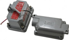Hubbell Killark - 20 Amp, 120 V, SP Tumbler Switch - Exact Industrial Supply
