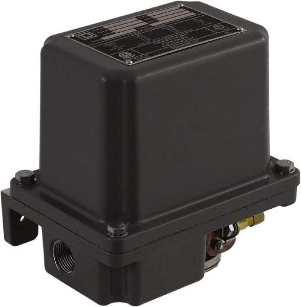 Square D - 1, 7, 9 and 3R NEMA Rated, 145 to 175 psi, Electromechanical Pressure and Level Switch - Adjustable Pressure, 575 VAC, L1-T1, L2-T2 Terminal, For Use with Square D Pumptrol - Exact Industrial Supply