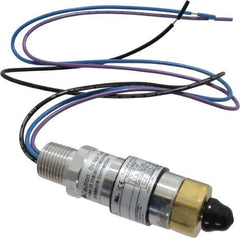 United Electric Controls - 1,500 Max psi, Compact Cylindral Pressure Switch - 1/4 Thread - Exact Industrial Supply