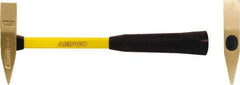 Ampco - 1-1/2 Lb Head Scaling Hammer - 11" OAL, Fiberglass Handle - Exact Industrial Supply