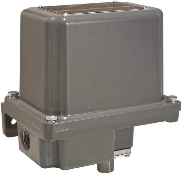 Square D - 7 and 9 NEMA Rated, SPDT, 170 to 5,600 psi, Electromechanical Pressure and Level Switch - Adjustable Pressure, 120 VAC at 6 Amp, 125 VDC at 0.22 Amp, 240 VAC at 3 Amp, 250 VDC at 0.27 Amp, 1/4 Inch Connector, Screw Terminal, For Use with 9012G - Exact Industrial Supply