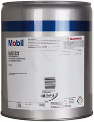 Mobil - 5 Gal Pail, ISO 32, SAE 10, Air Compressor Oil - -20°F to 400°, 29.5 Viscosity (cSt) at 40°C, 5.5 Viscosity (cSt) at 100°C - Exact Industrial Supply