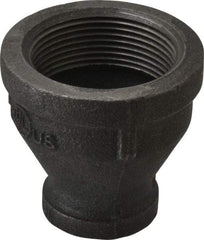 B&K Mueller - Size 1-1/2 x 3/4", Class 150, Malleable Iron Black Pipe Reducing Coupling - 150 psi, Threaded End Connection - Exact Industrial Supply
