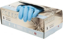 Disposable Gloves: Size Small, 3 mil, Nitrile Blue, 9-1/2″ Length, Textured Fingers, Static Dissipative