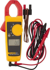 Fluke - 323, CAT IV, CAT III, Digital True RMS Clamp Meter with 1.18" Clamp On Jaws - 600 VAC/VDC, 400 AC Amps, Measures Voltage, Continuity, Current, Resistance - Exact Industrial Supply