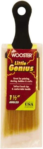 Wooster Brush - 1-1/2" Flat Synthetic General Purpose Paint Brush - 2-3/16" Bristle Length, 2-1/2" Plastic Short Handle - Exact Industrial Supply