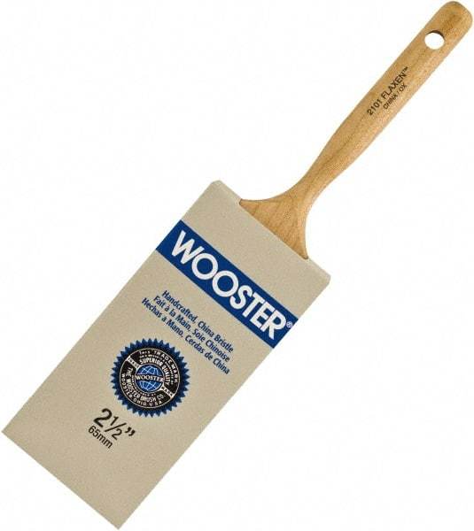 Wooster Brush - 2-1/2" Flat Hog Varnish Brush - 2-11/16" Bristle Length, 6-1/4" Maple Dowel Handle - Exact Industrial Supply