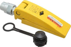 Enerpac - 1 Ton, 3-3/4" Max Spread, 1 Sq In Hydraulic Spreader - 0.61 Cu In Oil Capacity, 1/2" Tip Clearance - Exact Industrial Supply
