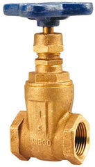 NIBCO - 1/2" Pipe, Class 125, Threaded Bronze Solid Wedge Stem Gate Valve with Hose Cap & Chain - 200 WOG, 125 WSP, Screw-In Bonnet - Exact Industrial Supply