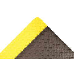Anti-Fatigue Mat:  36.0000″ Length,  24.0000″ Wide,  1″ Thick,  Nitrile Rubber,  Beveled Edge,  Heavy Duty Diamond Plates,  Black & Yellow,  Dry
