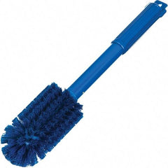 Carlisle - Bottle & Tube Brushes Type: Valve Brush Diameter (Inch): 3 - Exact Industrial Supply